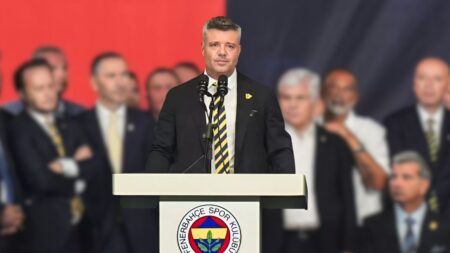 Fenerbahçe’de Sadettin Saran, Ali Koç’u 257 Oy Farkla Geçerek Yeni Başkan Oldu Fenerbahce Spor Kulubu Baskani Sadettin Saran